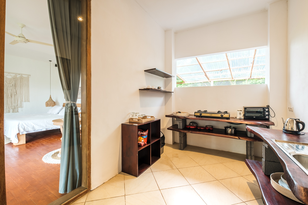 Rumah Wayan Uluwatu Kitchen 2